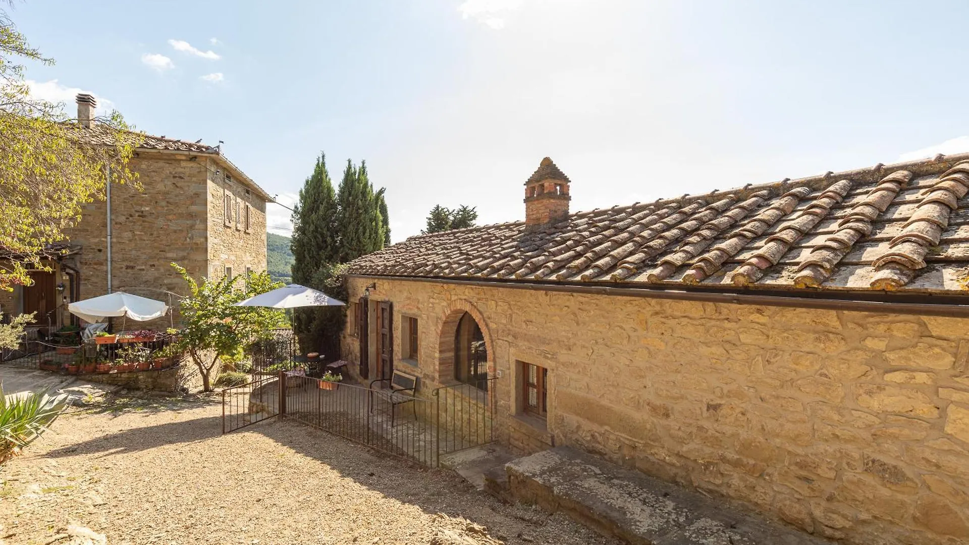 Farm stay Borgo Dolci Colline Resort Querce Castiglion Fiorentino